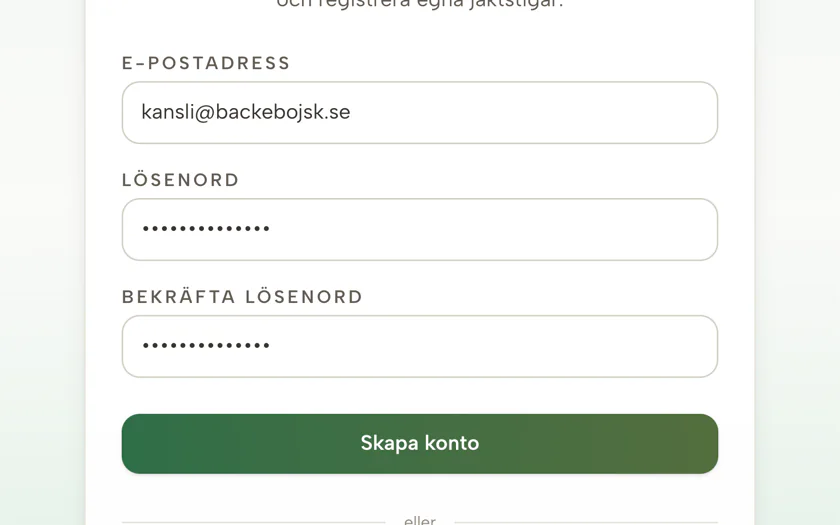 Formuläret för att skapa ett konto på jaktstigar.se, med e-post och lösenord ifyllt.